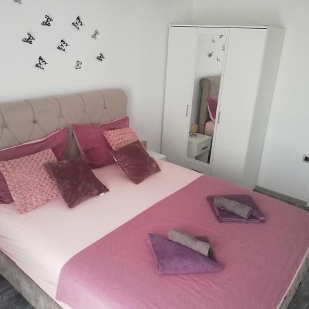 Modern Apartment Ana Rovinj Eksteriør billede