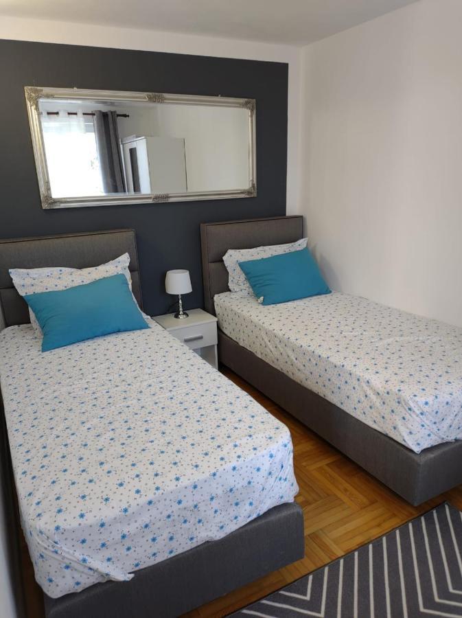 Modern Apartment Ana Rovinj Eksteriør billede