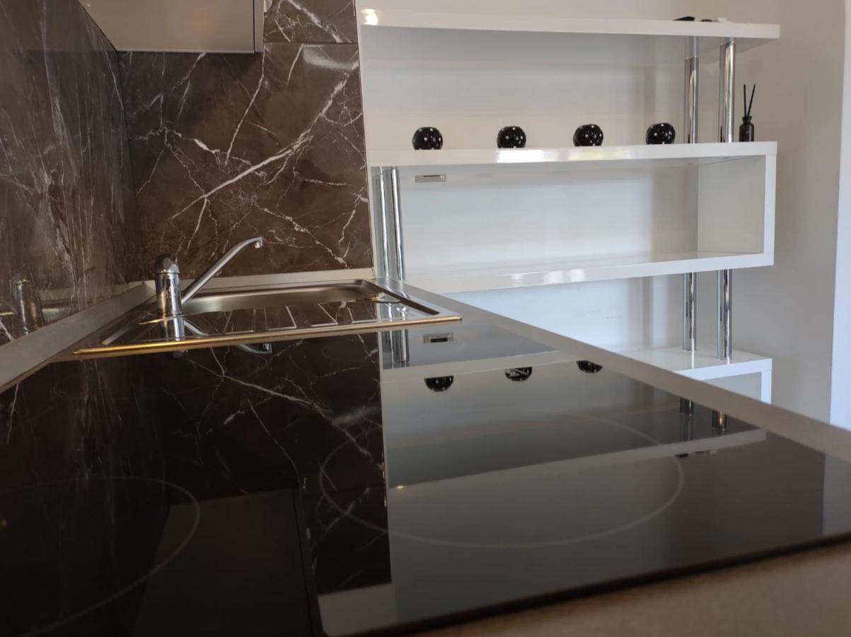 Modern Apartment Ana Rovinj Eksteriør billede