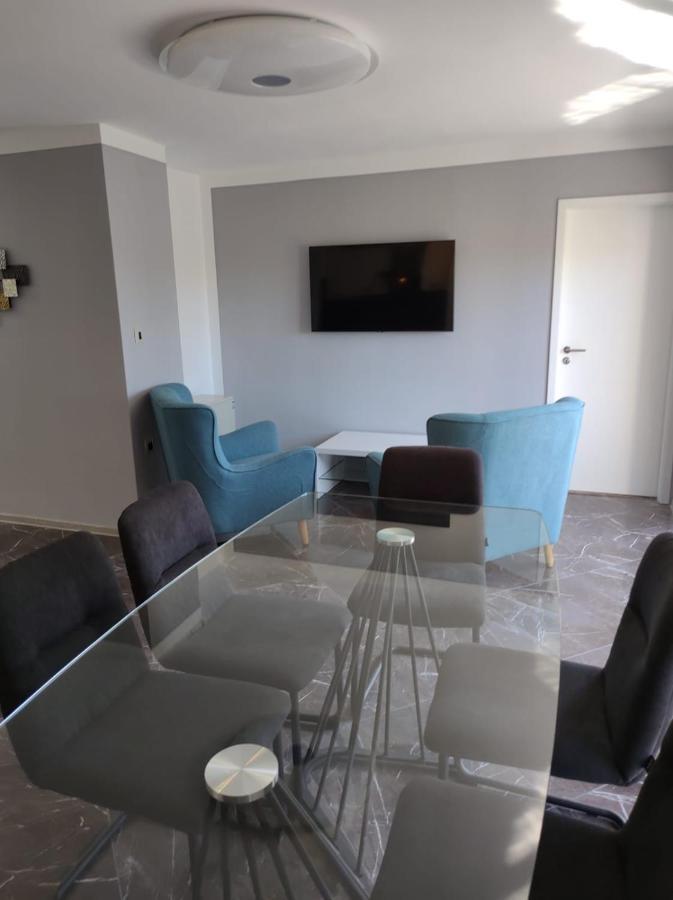 Modern Apartment Ana Rovinj Eksteriør billede